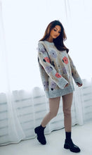 Load image into Gallery viewer, Snuggly Flower Jumper