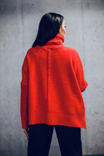 Load image into Gallery viewer, Oversize Turtle Neck Jumper