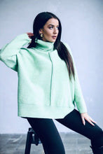 Load image into Gallery viewer, Oversize Turtle Neck Jumper