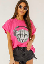 Load image into Gallery viewer, Wild tiger t-shirt
